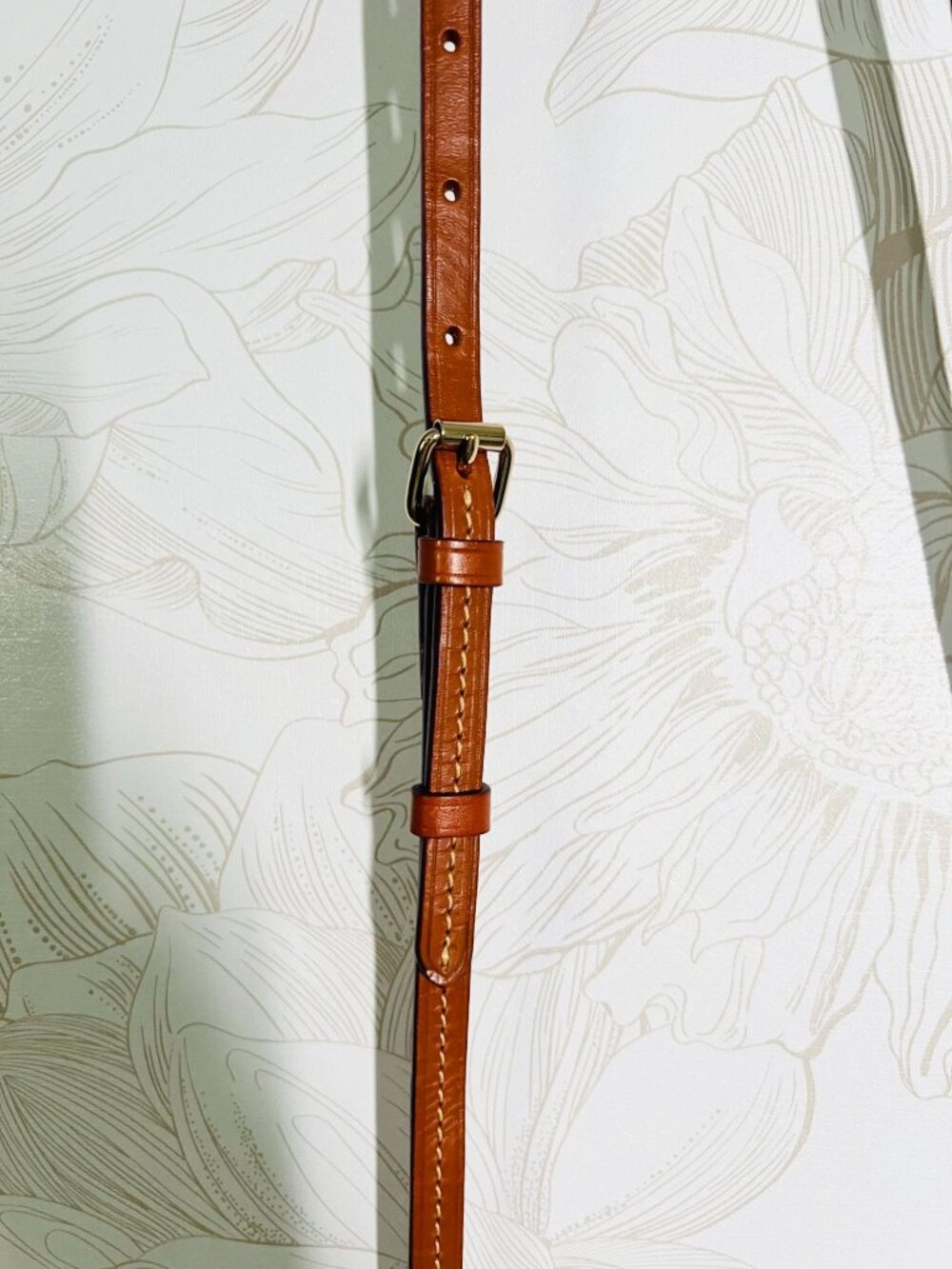 White Crossbody Bag With Braided Leather Straps & Red Interior -Adjustable Strap - Picture 14 of 16